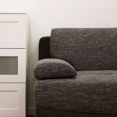 Center - Weidlich Palace - *